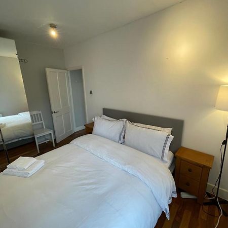 Spacious Flat Opposite The Oval Lägenhet London Exteriör bild