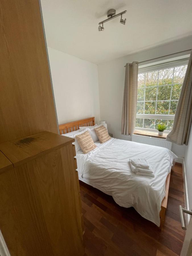 Spacious Flat Opposite The Oval Lägenhet London Exteriör bild